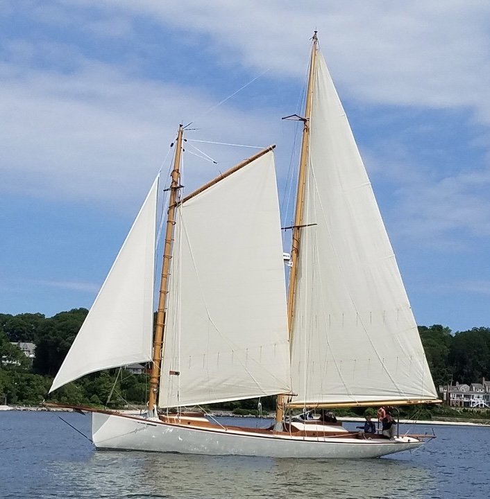 Boothbay Harbor Schooners - Schooner Eastwind & Applejack