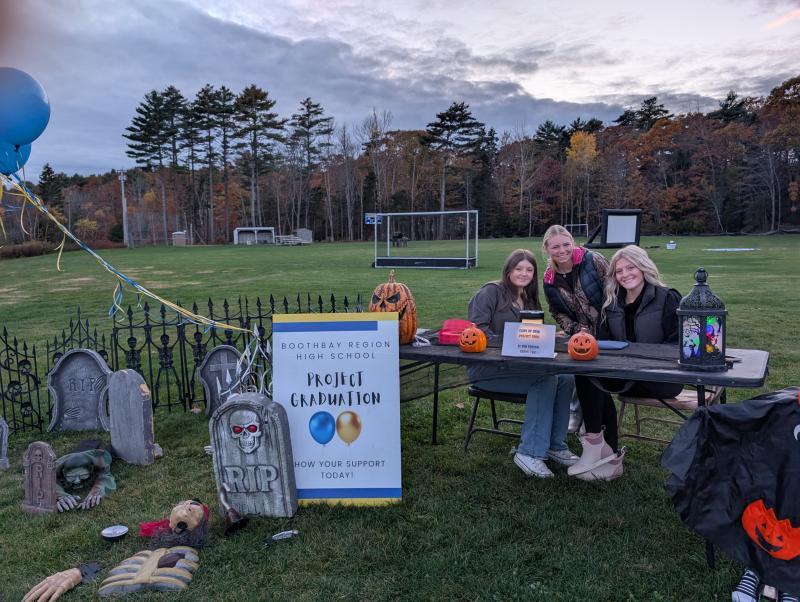 The Class of 2026 hosts Spooky Walk & Halloween Movie to raise funds for Project Graduation. CANDI JONETH/Boothbay Register Spooky Walk - Class of 2026